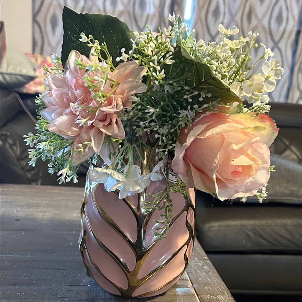 Elegant Pink and Gold Vase with Floral Arrangement